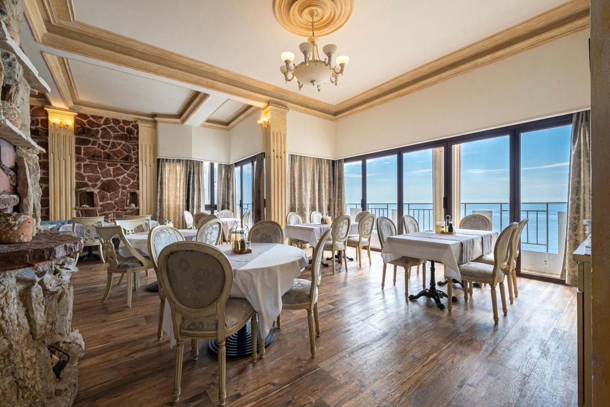 Hotel Adrovic Sveti Stefan Luaran gambar