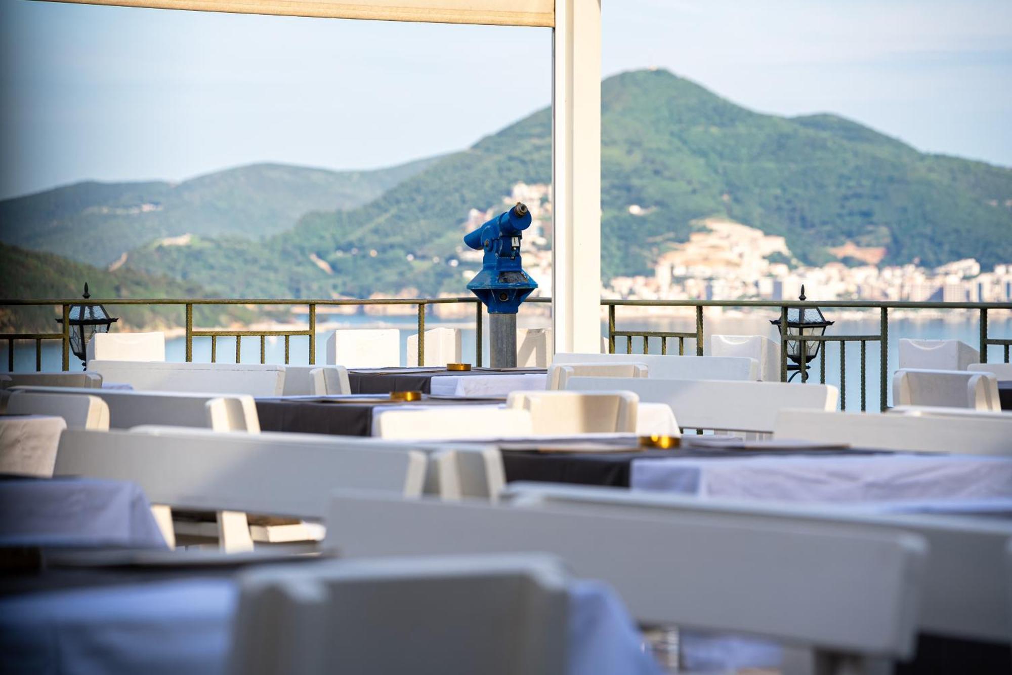 Hotel Adrovic Sveti Stefan Luaran gambar