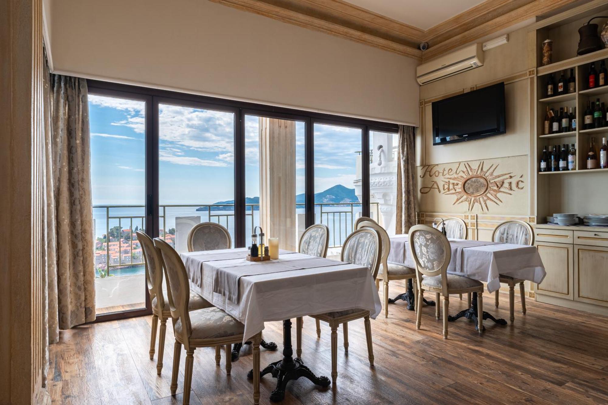 Hotel Adrovic Sveti Stefan Luaran gambar