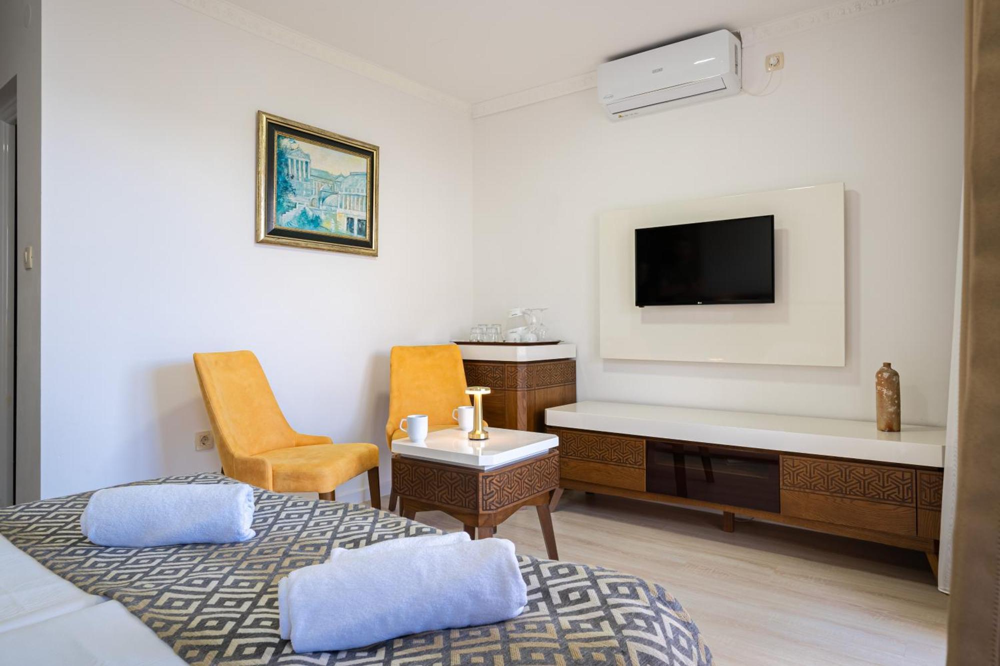 Hotel Adrovic Sveti Stefan Luaran gambar