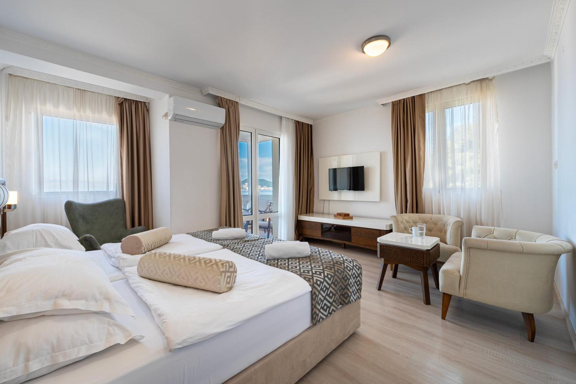 Hotel Adrovic Sveti Stefan Luaran gambar
